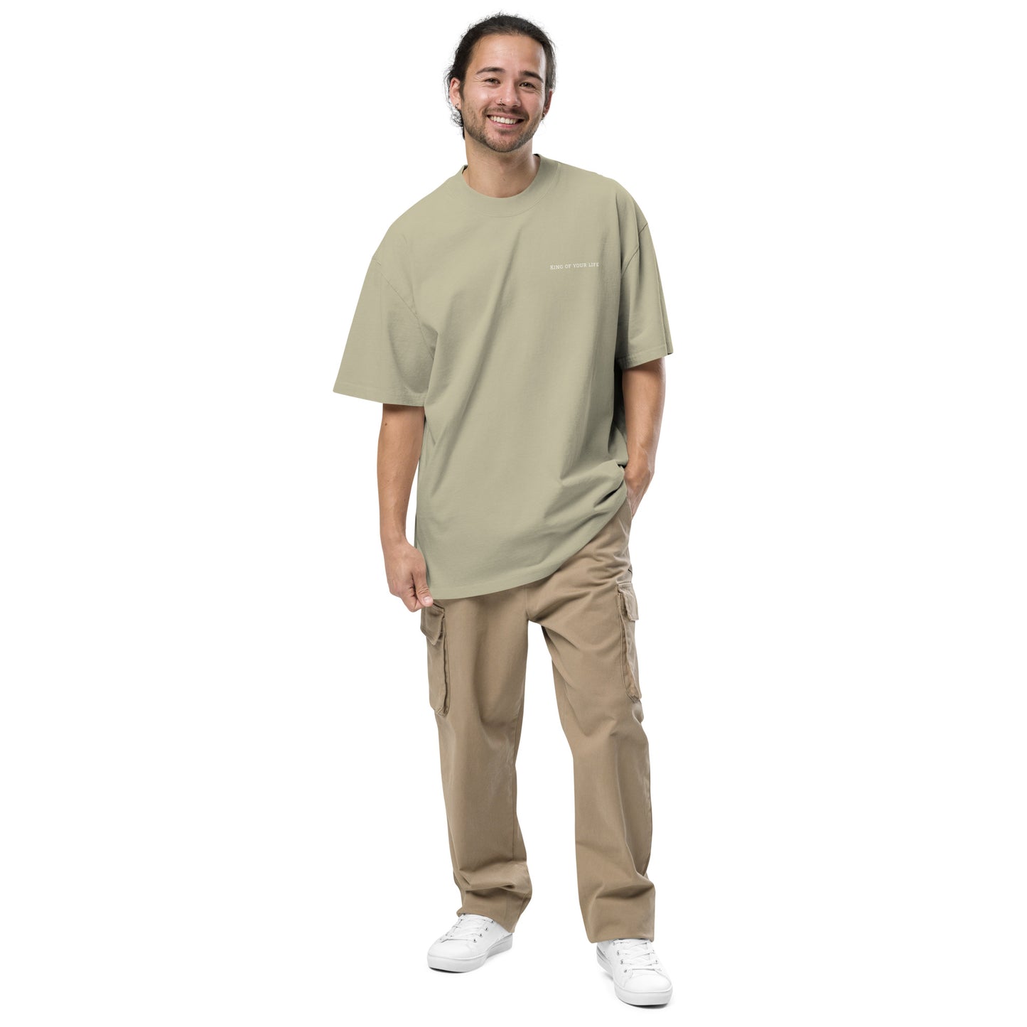 Oversized faded t-shirt – front view USA style