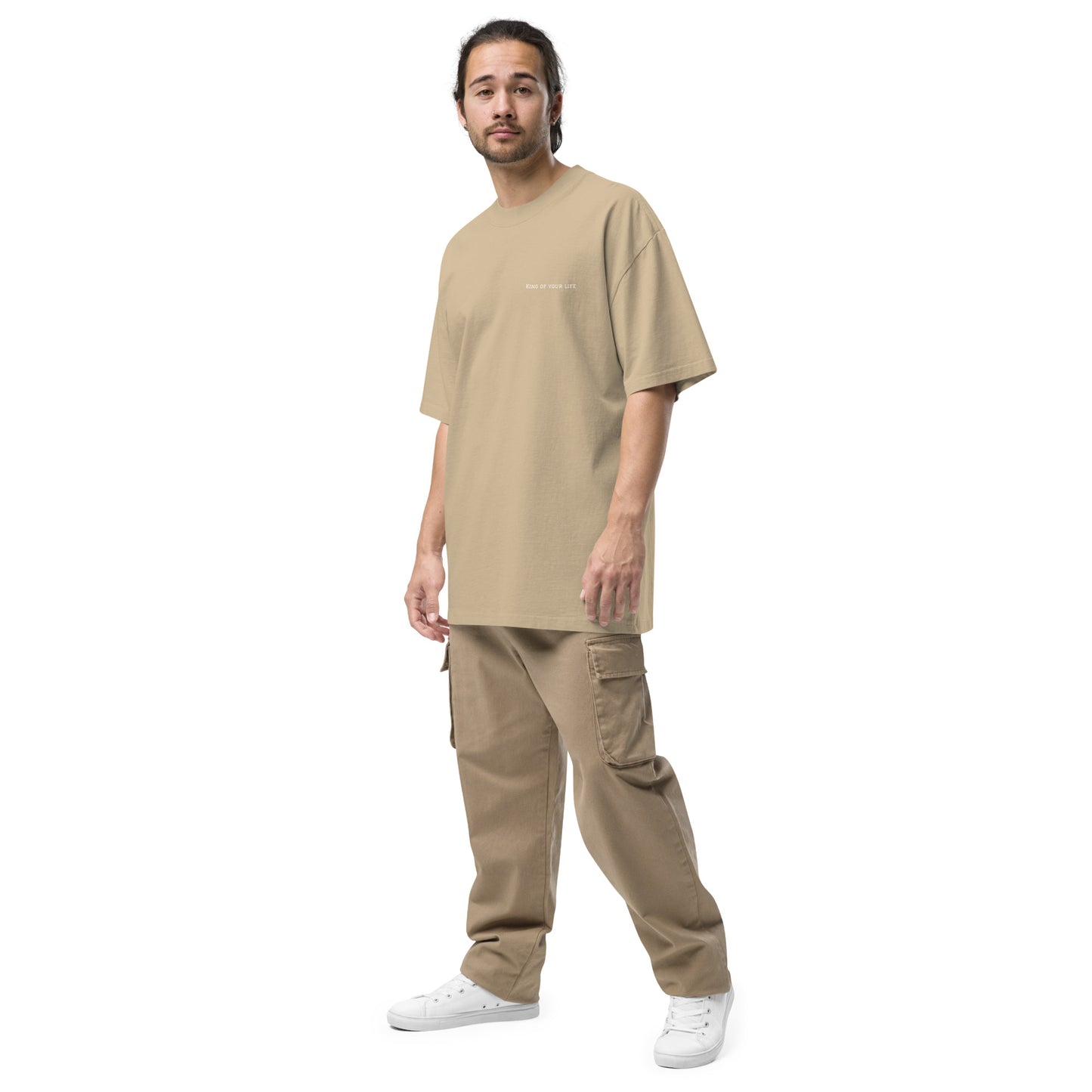 Oversized faded t-shirt – front view USA style