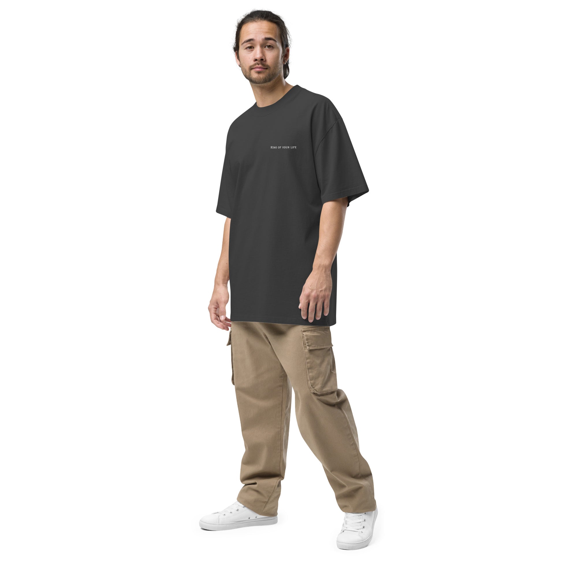 Oversized faded t-shirt – front view USA style
