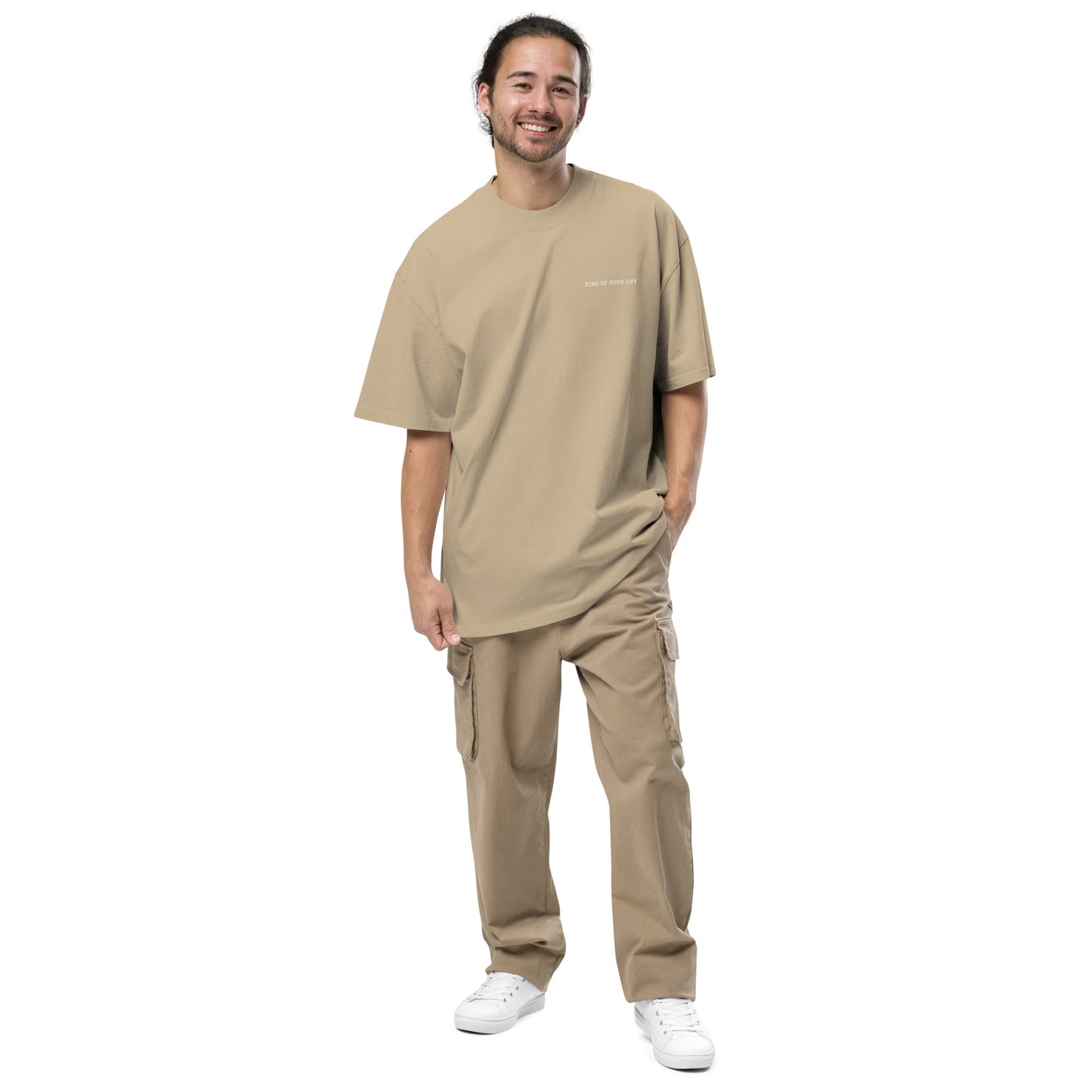 Oversized faded t-shirt – front view USA style