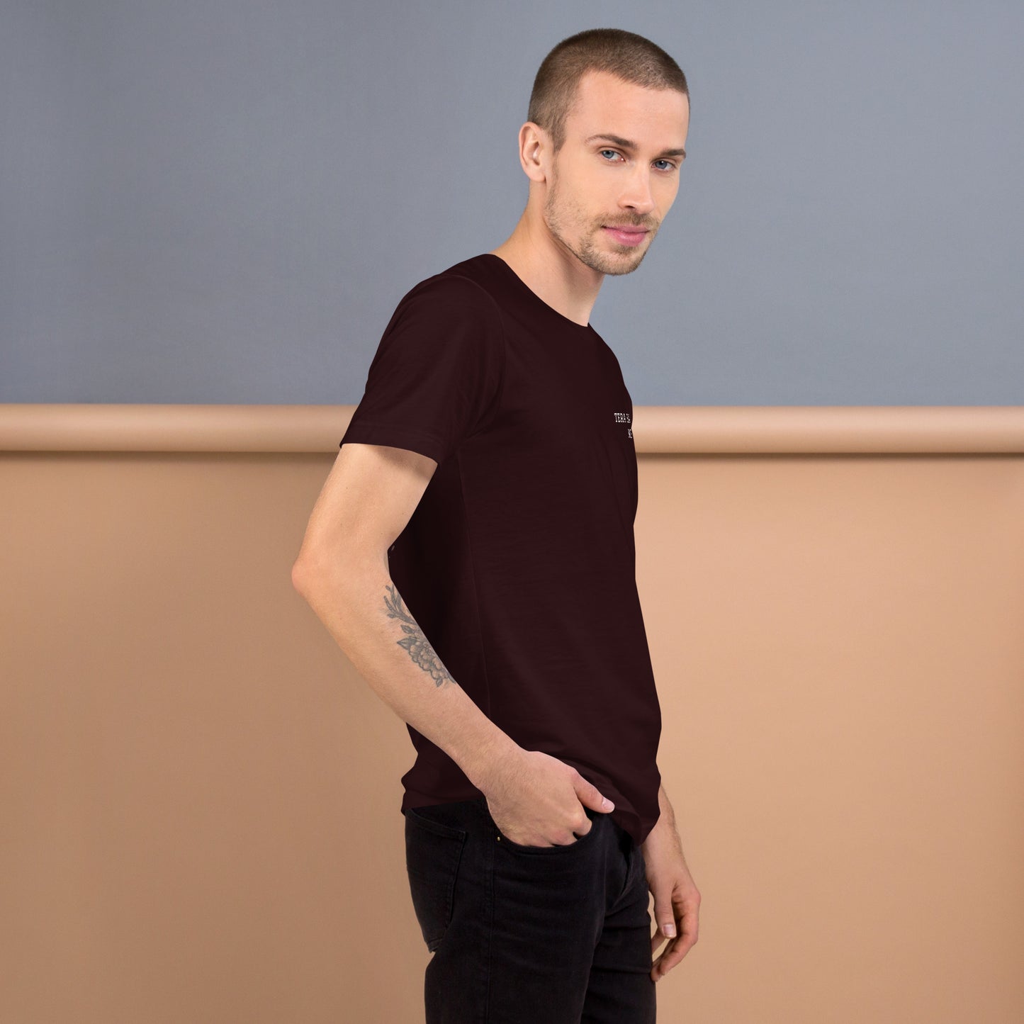 Premium cotton unisex tee USA market