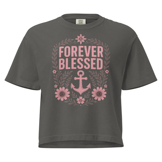 Front view of women's boxy heavyweight t-shirt USA fit